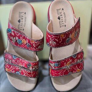 L'Artiste Dearest Slide Wedge Sandal Red Multi Size 37 (US 6.5/7)